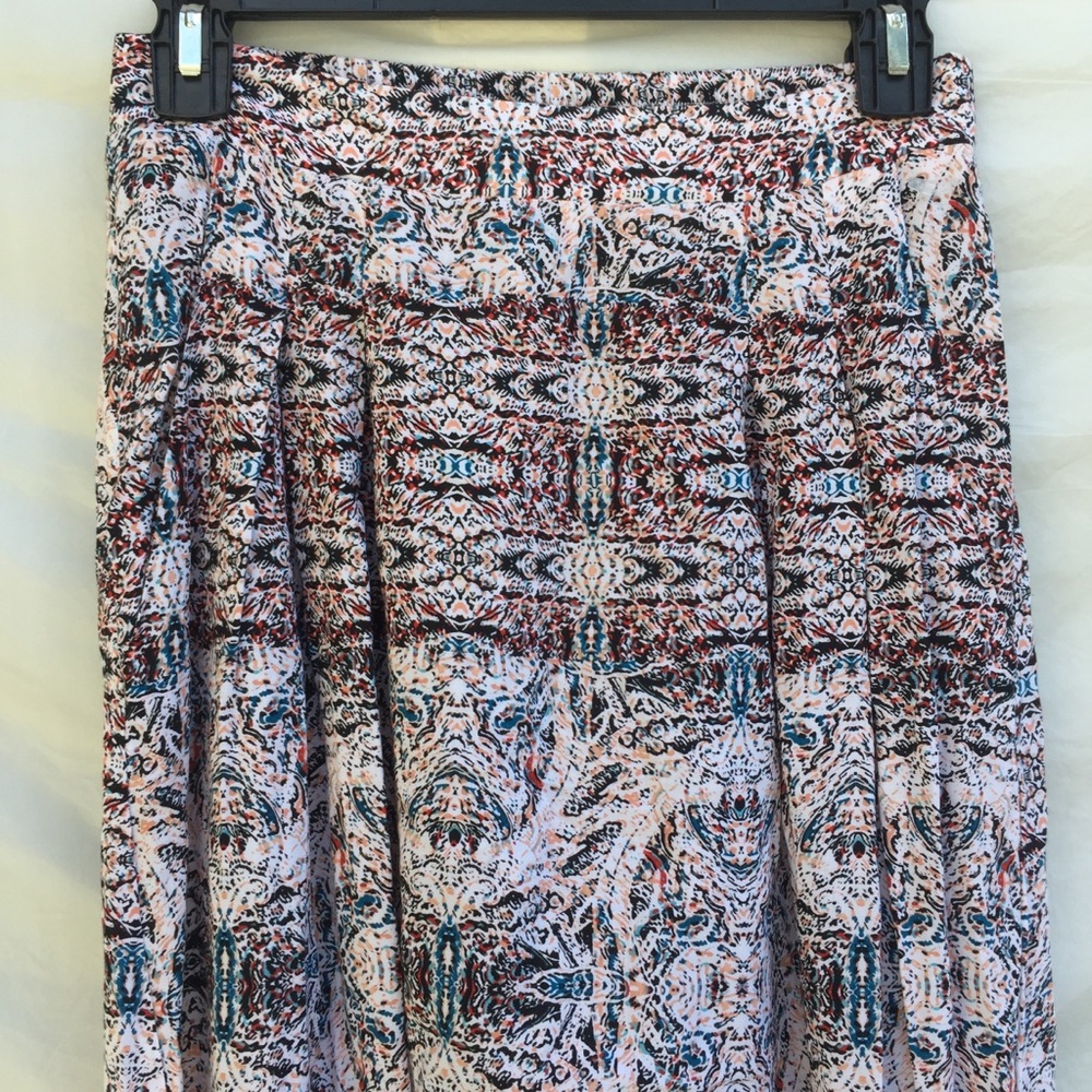 Nwot Bcbgeneration Trendy Pattern Pants - image 3